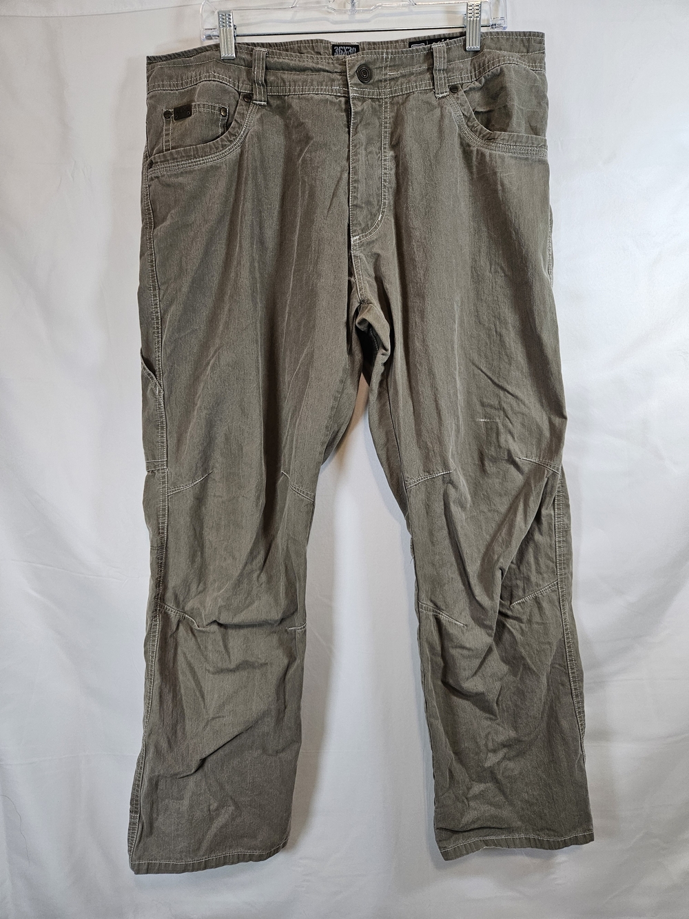 Kuhl Men's Revolvr Chino-Style Pants Olive Patina Dye Gorpcore Fisherman Casual